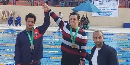 السباح محمد الحسيني يحصد فضيتى كأس مصر للاعاقات الذهنية