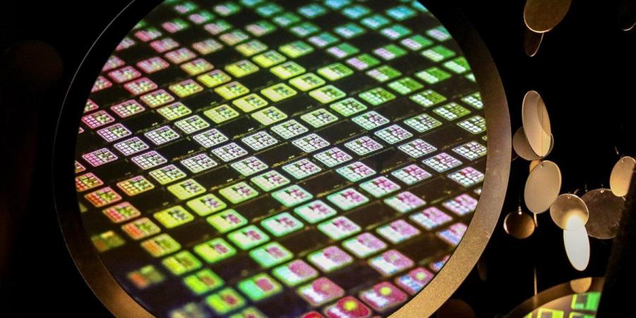 TSMC توقف شحنات الشرائح المتقدمة للشركات الصينية