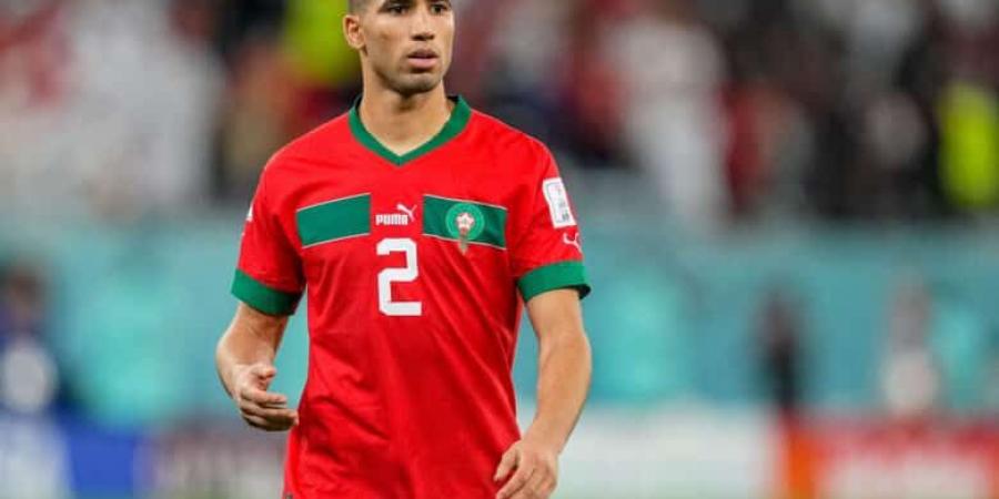 الركراكي يعلن مغادرة حكيمي معسكر منتخب المغرب قبل مواجهة ليسوتو