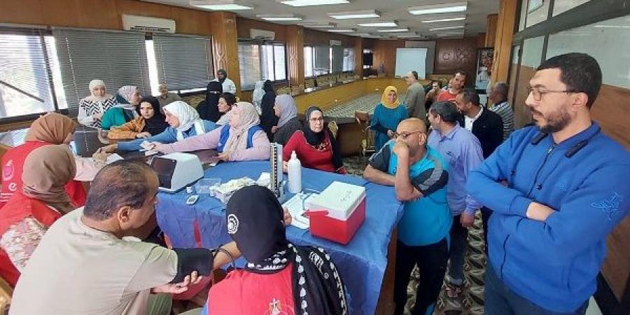 مبادرة ١٠٠ مليون صحة والفحص المجاني للعاملين بمحافظة الإسماعيلية