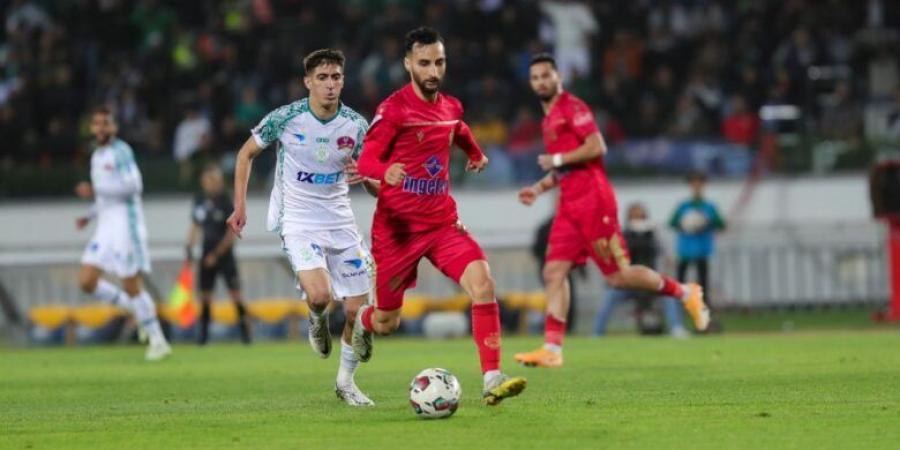 حكم مباراة الديربي بين الرجاء والوداد فى الدوري المغربي