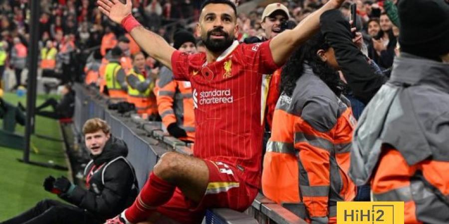 سبب فني قد يمنع الهلال من التعاقد مع محمد صلاح